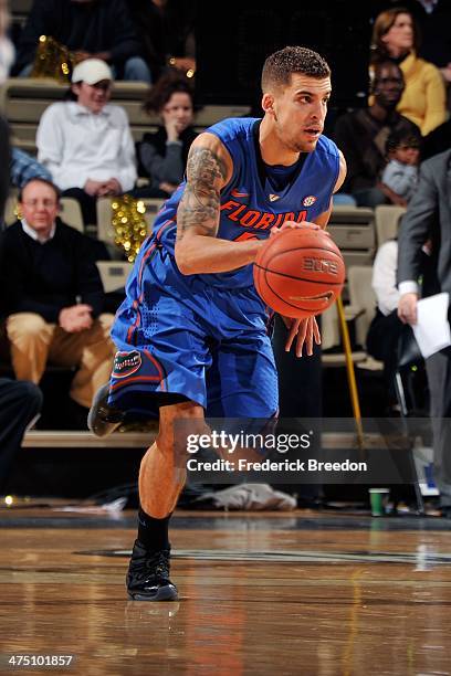 Scottie Wilbekin of the Florida Gators plays against the Vanderbilt Commodores at Memorial Gym on February 25, 2014 in Nashville, Tennessee.