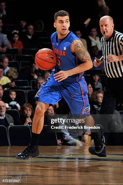 Scottie Wilbekin of the Florida Gators plays against the Vanderbilt Commodores at Memorial Gym on February 25, 2014 in Nashville, Tennessee.