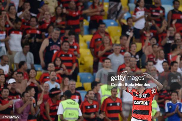 Elano of Flamengo celebrates a scored goal against Emelec during a match between Flamengo and Emelec as part of Copa Bridgestone Libertadores 2014 at...