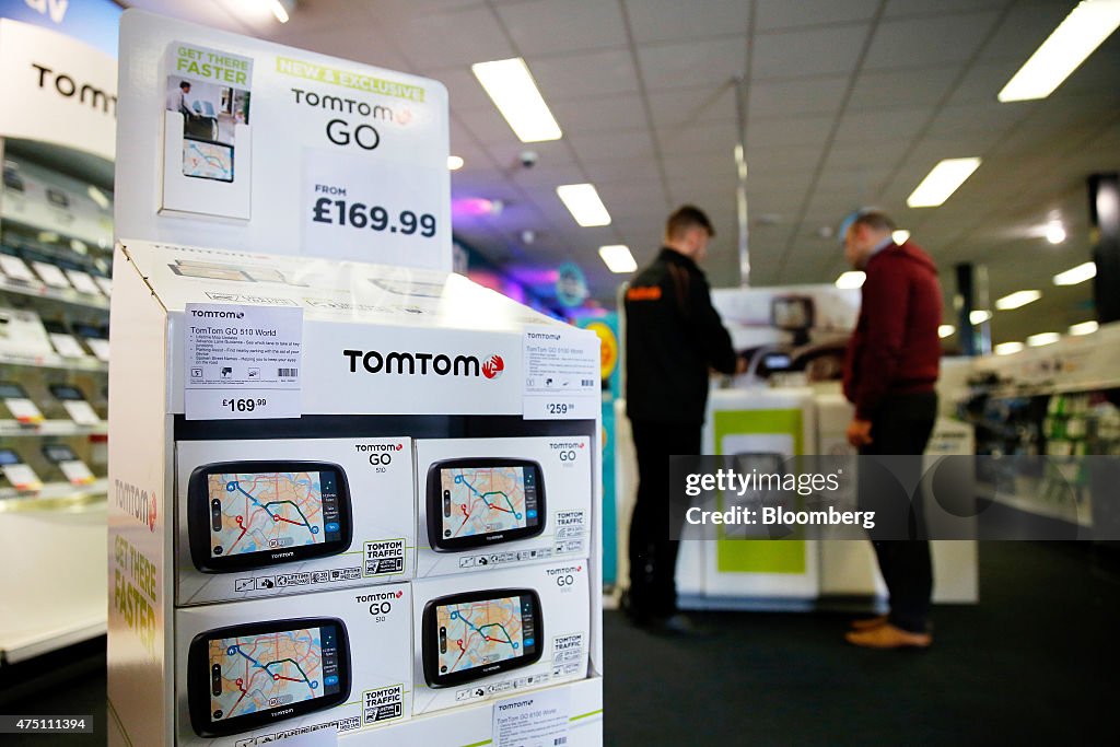 TomTom NV Navigation Units On Display As Company Extends A Licensing Agreement With Apple Inc.