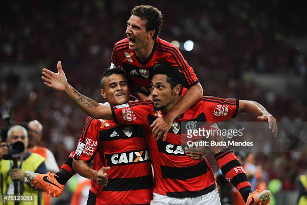Everton, Elano and Hernane of Flamengo celebrate a scored against of Emelec during a match between Flamengo and Emelec as part of Copa Bridgestone...