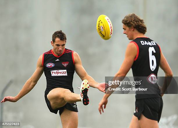 Kyle Hardingham Kyle Hardingham Photos and Premium High Res Pictures - Getty Images