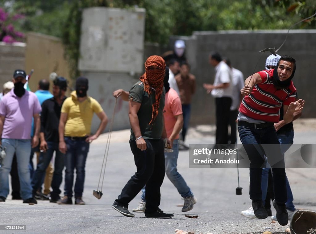 Israeli Security clash with demonstrators in Nablus