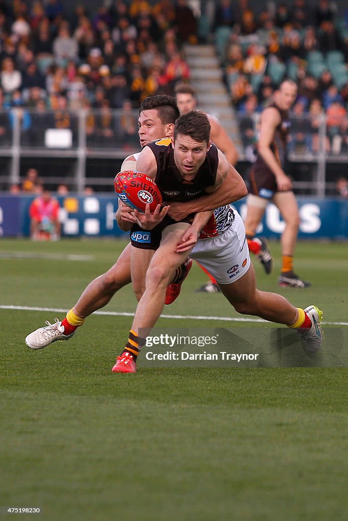 AFL Rd 9 - Hawthorn v Gold Coast