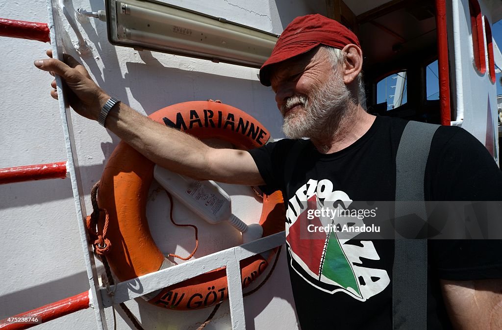 Swedish fishing boat carrying humanitarian aid to Gaza arrives to Galicia