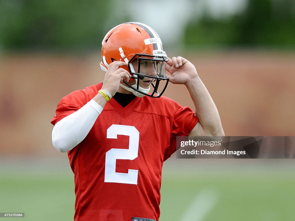 2015 Cleveland Browns Mini Camp Practice