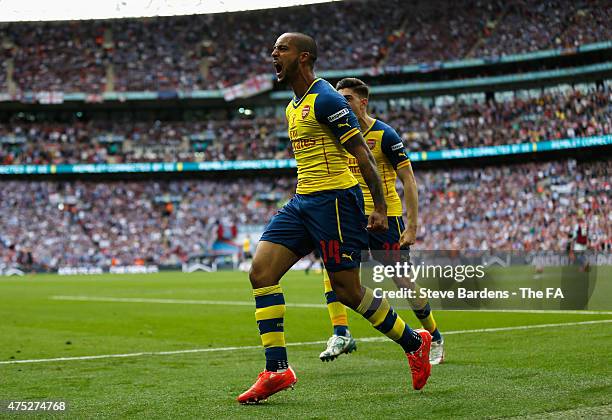 Arsenal O2 Walcott 150 Steve Walcott Photos & High Res Pictures - Getty Images