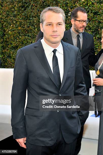 Artist Shepard Fairey attends the 2015 MOCA Gala presented by Louis Vuitton at The Geffen Contemporary at MOCA on May 30, 2015 in Los Angeles,...