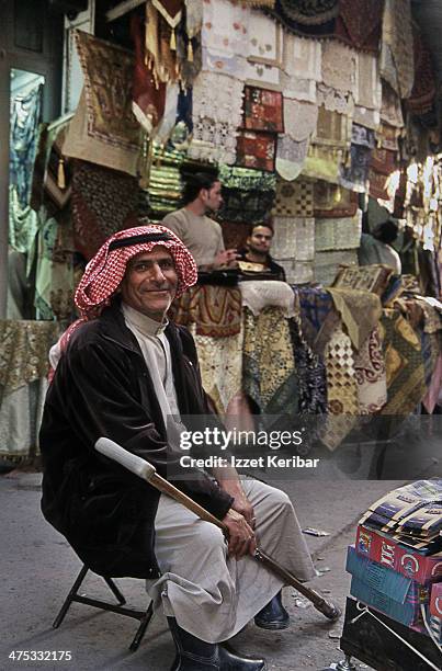 damascus syria, the grand bazaar vertical shot - ghutra stock pictures, royalty-free photos & images