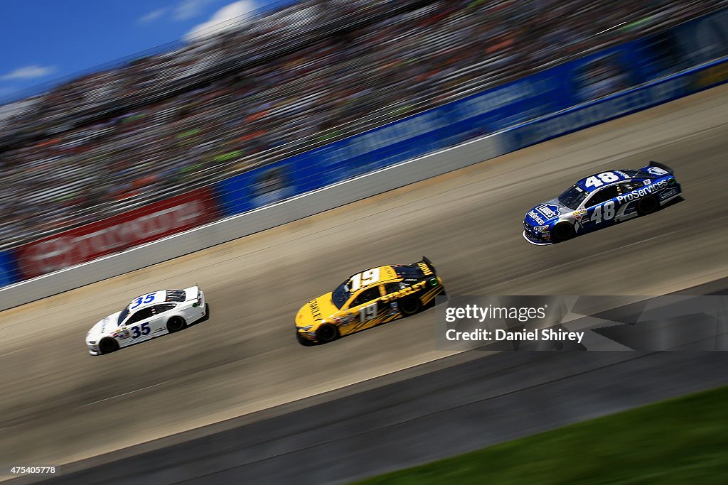 NASCAR Sprint Cup Series FedEx 400 Benefiting Autism Speaks
