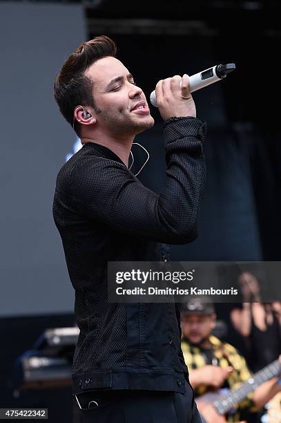 Prince Royce performs at 103.5 KTU's KTUphoria 2015 at Nikon at Jones Beach Theater on May 31, 2015 in Wantagh, New York.