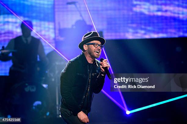 TobyMac peforms onstage during the 3rd Annual KLOVE Fan Awards at the Grand Ole Opry House on May 31, 2015 in Nashville, Tennessee.