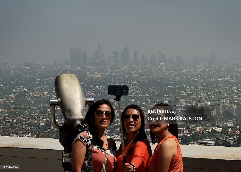 US-LIFESTYLE-TOURISM-LOS ANGELES-POLLUTION