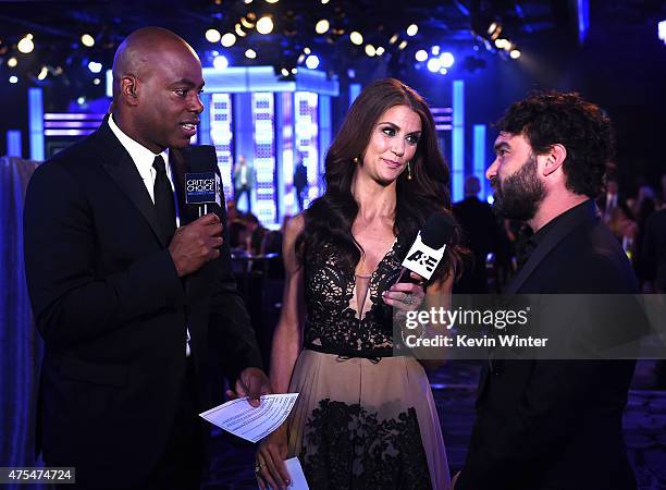 Red Carpet Live Stream hosts Kevin Frazier and Samantha Harris interview actor Johnny Galecki at the 5th Annual Critics' Choice Television Awards at...