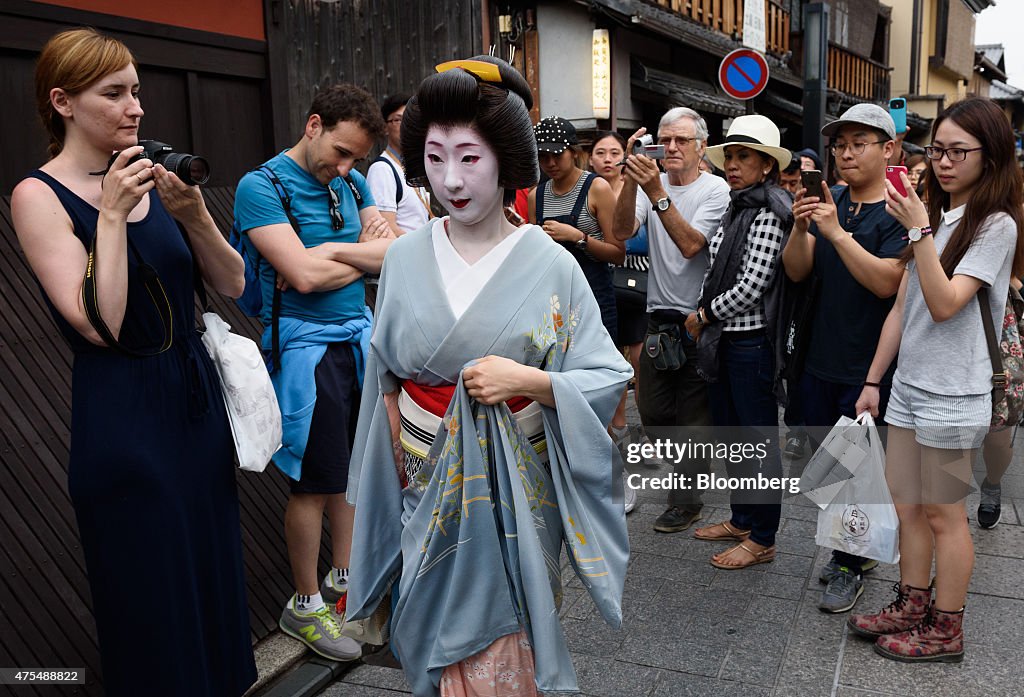 Images Of Kyoto Tourism As Tourist Influx Helps Japan's Economy Amid Weak Local Demand