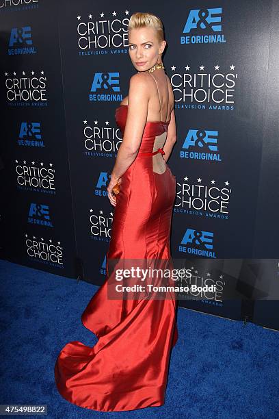 Actress Jaime Pressly attends the 5th annual Critics' Choice Television Awards at The Beverly Hilton Hotel on May 31, 2015 in Beverly Hills,...
