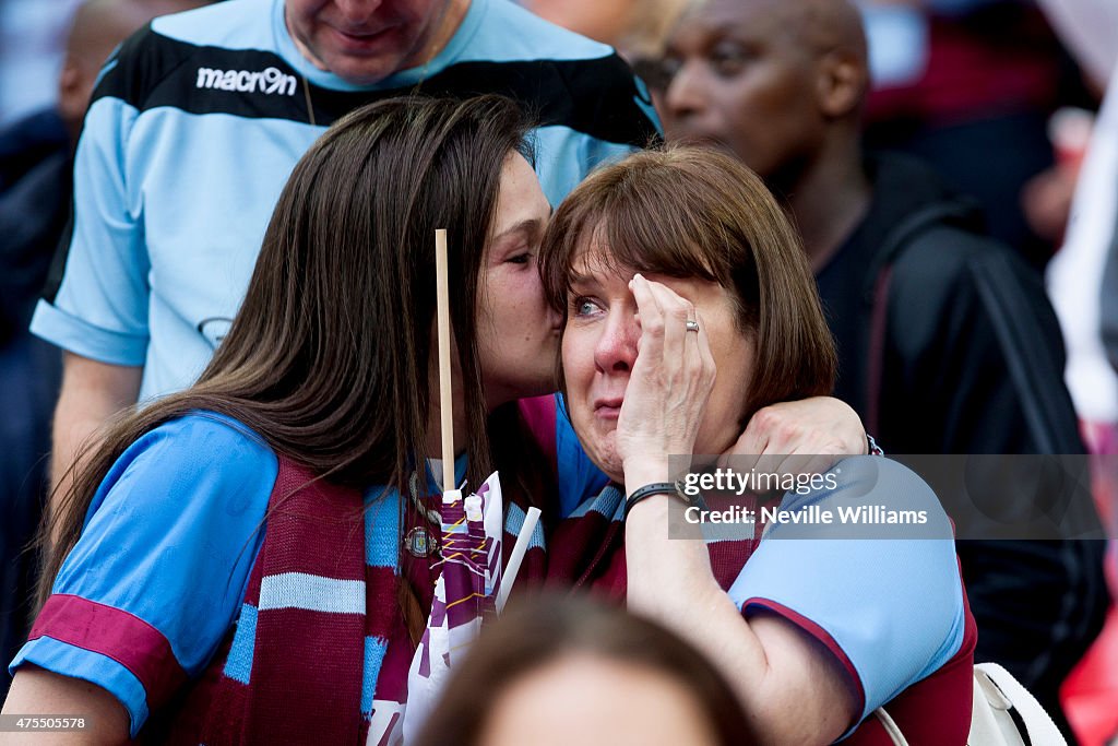 Aston Villa v Arsenal - FA Cup Final