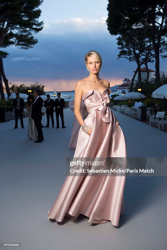 AmFar Gala Evening at Cannes, Paris Match Issue 3445, June 3, 2015