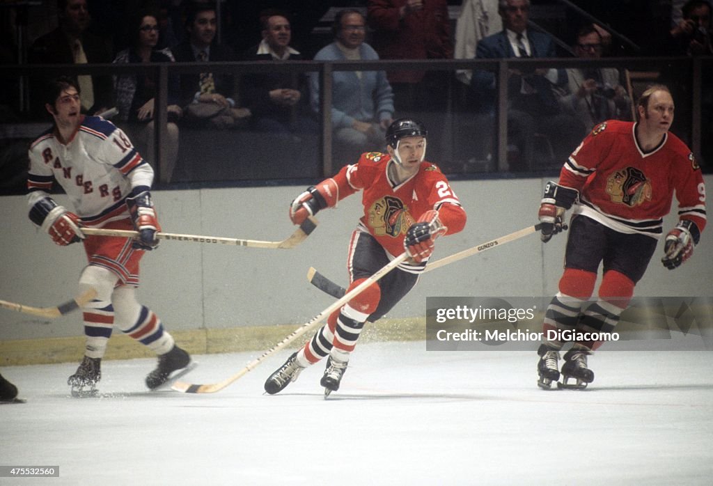 Chicago Blackhawks v New York Rangers