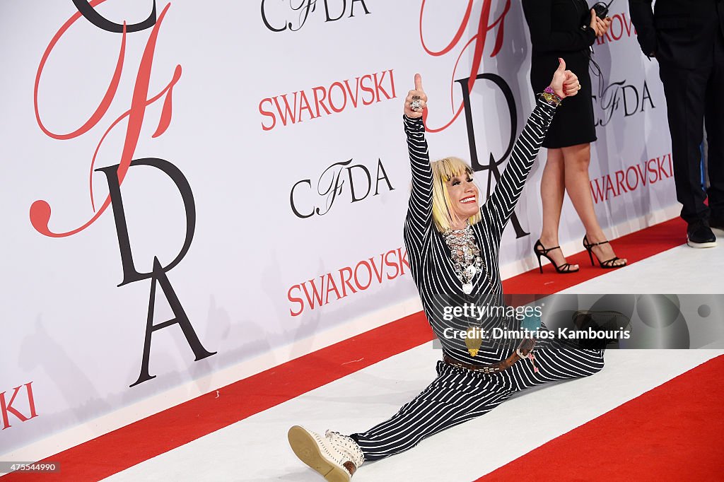 2015 CFDA Fashion Awards - Inside Arrivals
