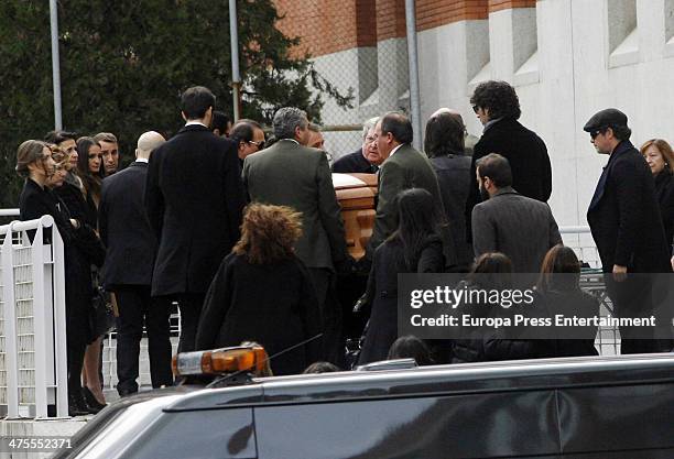 Paco de Lucia's relatives and friends leave M-30 morgue to the the funeral chapel for the flamenco guitarist Paco de Lucia at Auditorio Nacional on...