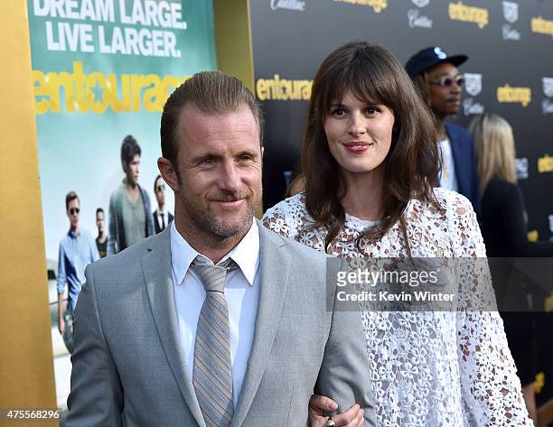 Actor Scott Caan and Kacy Byxbee attend the premiere of Warner Bros. Pictures' "Entourage" at Regency Village Theatre on June 1, 2015 in Westwood,...