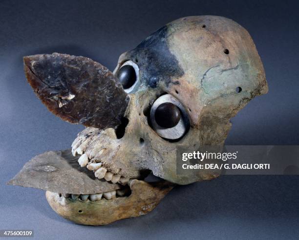 Skull inlaid with shells and pyrite, Mexico. Aztec civilisation, 14th-16th century. Mexico City, Museo Del Templo Mayor