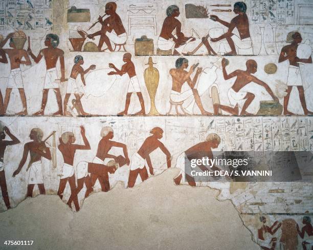 Potters and workers, fresco, chapel, Tomb of Rekhmire , Sheikh Abd el-Qurna, Thebes . Detail. Egyptian civilisation, New Kingdom, Dynasty XVIII.