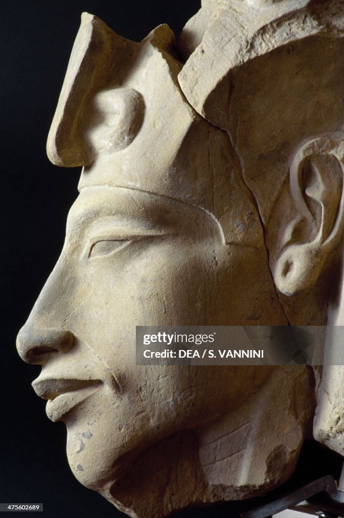 Statue depicting face of Akhenaten
