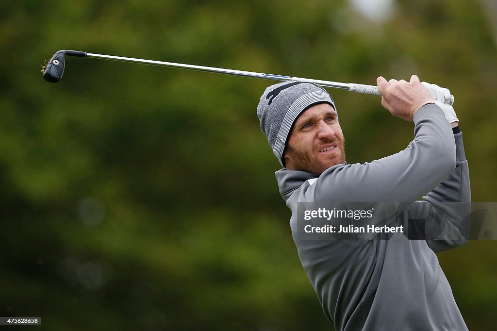 Scott Howarth Scott Howarth of Davenport Golf Club plays his first shot on the 1st ...
