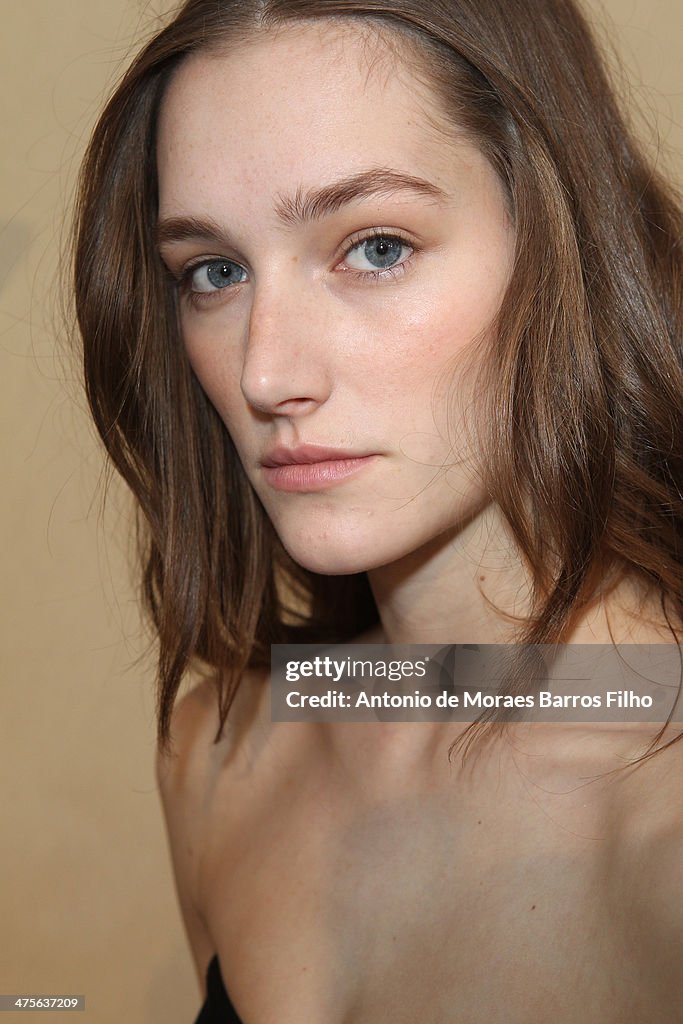 Vanessa Bruno : Backstage - Paris Fashion Week Womenswear Fall/Winter 2014-2015