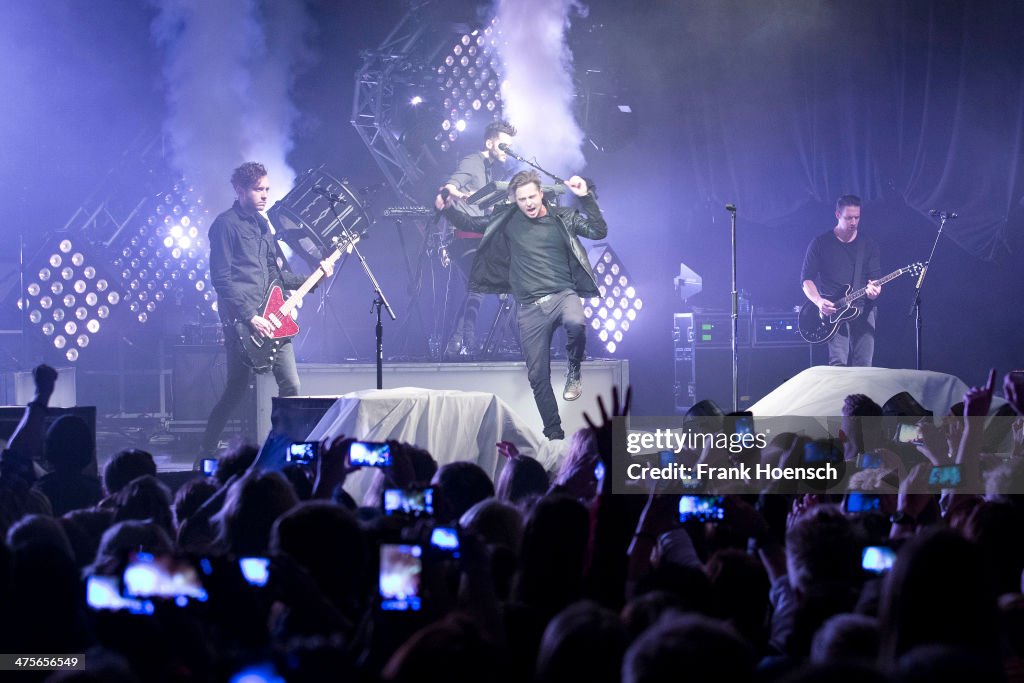 OneRepublic Perform In Berlin