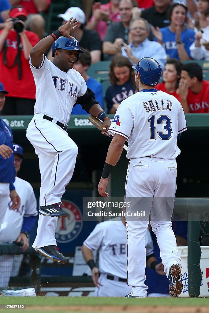 Chicago White Sox v Texas Rangers