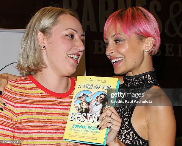 Sophia Rix Sophia Rivka Rossi In Conversation With Nicole Richie Photos and ...
