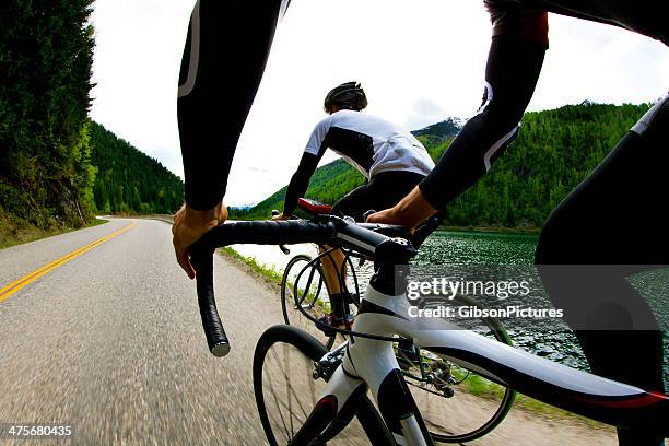 road bike fahrer - rennrad stock-fotos und bilder