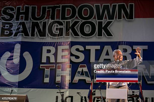 Anti-government leader Suthep Thaugsuban speaks to a packed crowd at a protest site in Bangkok, March 1, 2014. After six weeks the anti-government...