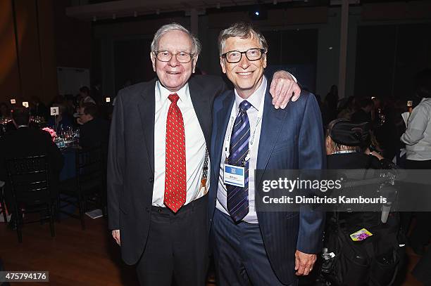 Warren Buffett and Bill Gates attend the Forbes' 2015 Philanthropy Summit Awards Dinner on June 3, 2015 in New York City.