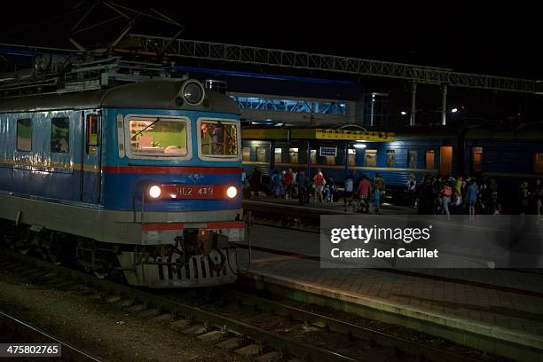 night train at station in simferopol, crimea, ukraine - simferopol stock pictures, royalty-free photos & images