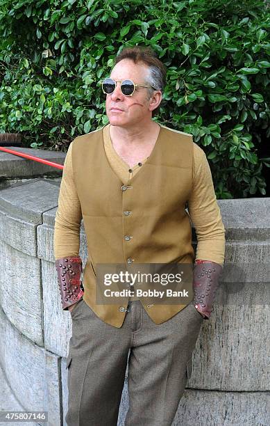 Steve Guttenberg attends Hudson Warehouse Presents: Henry IV Part 1 at Riverside Park on June 3, 2015 in New York City.