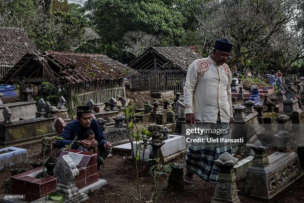 Locals Gather To Perform The Nyadran Ritual