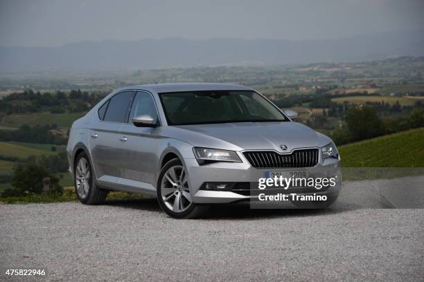 skoda superb on the road - skoda auto stock pictures, royalty-free photos & images