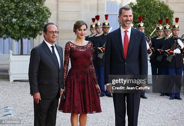 President of France François Hollande welcomes Her Majesty The Queen Letizia of Spain and His Majesty The King Felipe VI of Spain at the State Dinner...