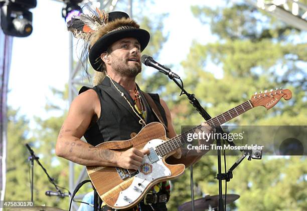 Xavier Rudd Red Rocks 46 Xavier Rudd And The United Nations Stock Photos, High-Res Pictures ...
