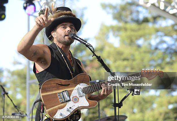 Xavier Rudd Red Rocks 812 Xavier Rudd Photos & High Res Pictures - Getty Images
