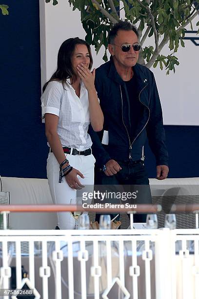 Jessica Springsteen and her father Bruce Springsteen at The Longines Athina Onassis Horse Show on June 4, 2015 in Saint-Tropez, France.