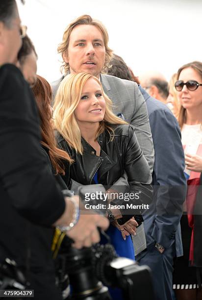 Actress Kristen Bell and Dax Shepard attend the 2014 Film Independent Spirit Awards at Santa Monica Beach on March 1, 2014 in Santa Monica,...