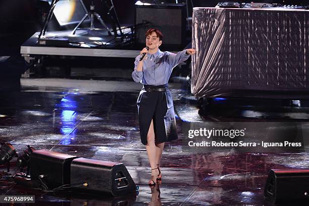 Italian popsinger and authoress Arisa attends the show of Wind Music Awards with the Club Dogo rappers at Arena di Verona on June 4, 2015 in Verona,...