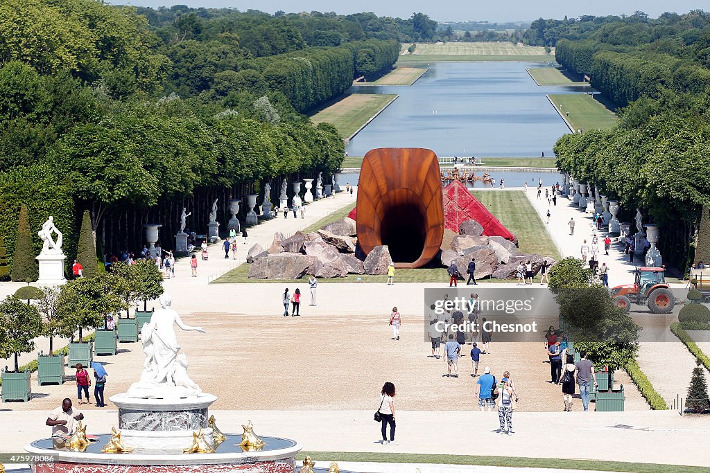 Anish Kapoor's Exhibition At Palace Of Versailles