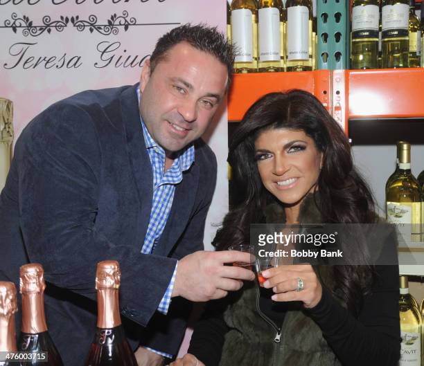 Joe Giudice and Teresa Giudice attend the Fabellini Bottle Signing and Tasting at Costco on March 1, 2014 in Plainfield, New Jersey.