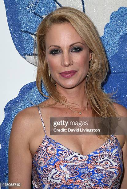 Actress Alison Eastwood attends the Art for Animals fundraiser art event hosted by Alison Eastwood at De Re Gallery on June 5, 2015 in West...